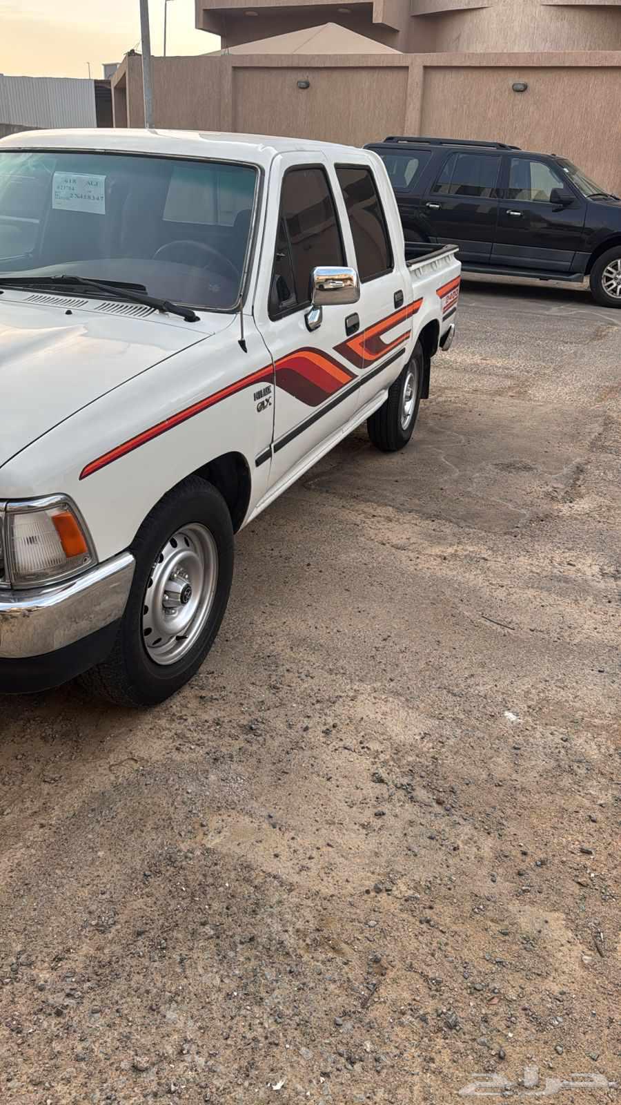 تويوتا هايلكس 9464370841952258113