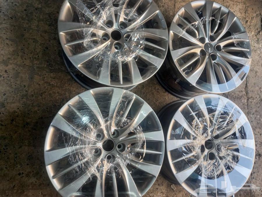 جنوط جنسس موديل2016 مقاس 19 اصلي وكالة64375738674306110