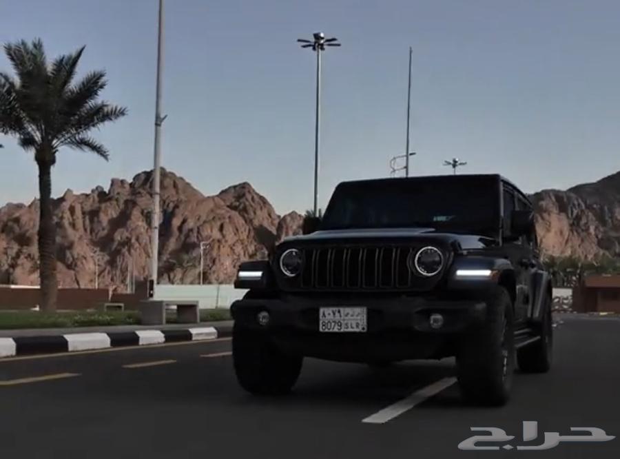 ابحث على جيب رانجلر الشكل الجديد اربع ابواب64379573566083110