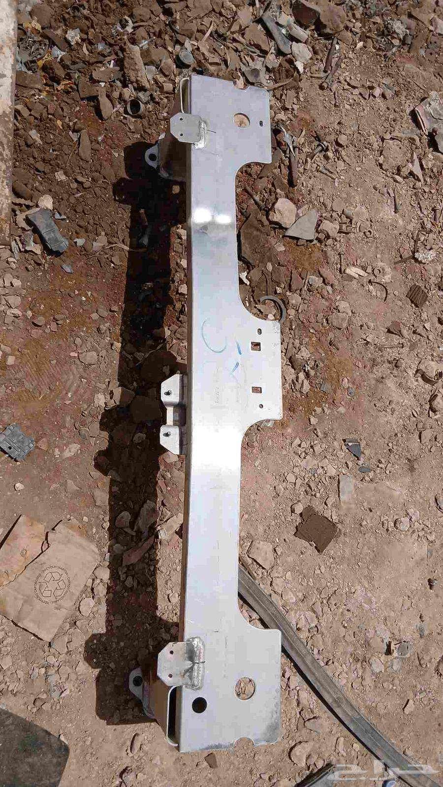 يوجد قطع غيار بيجو حجم 2008 مديل 202364381906387457111