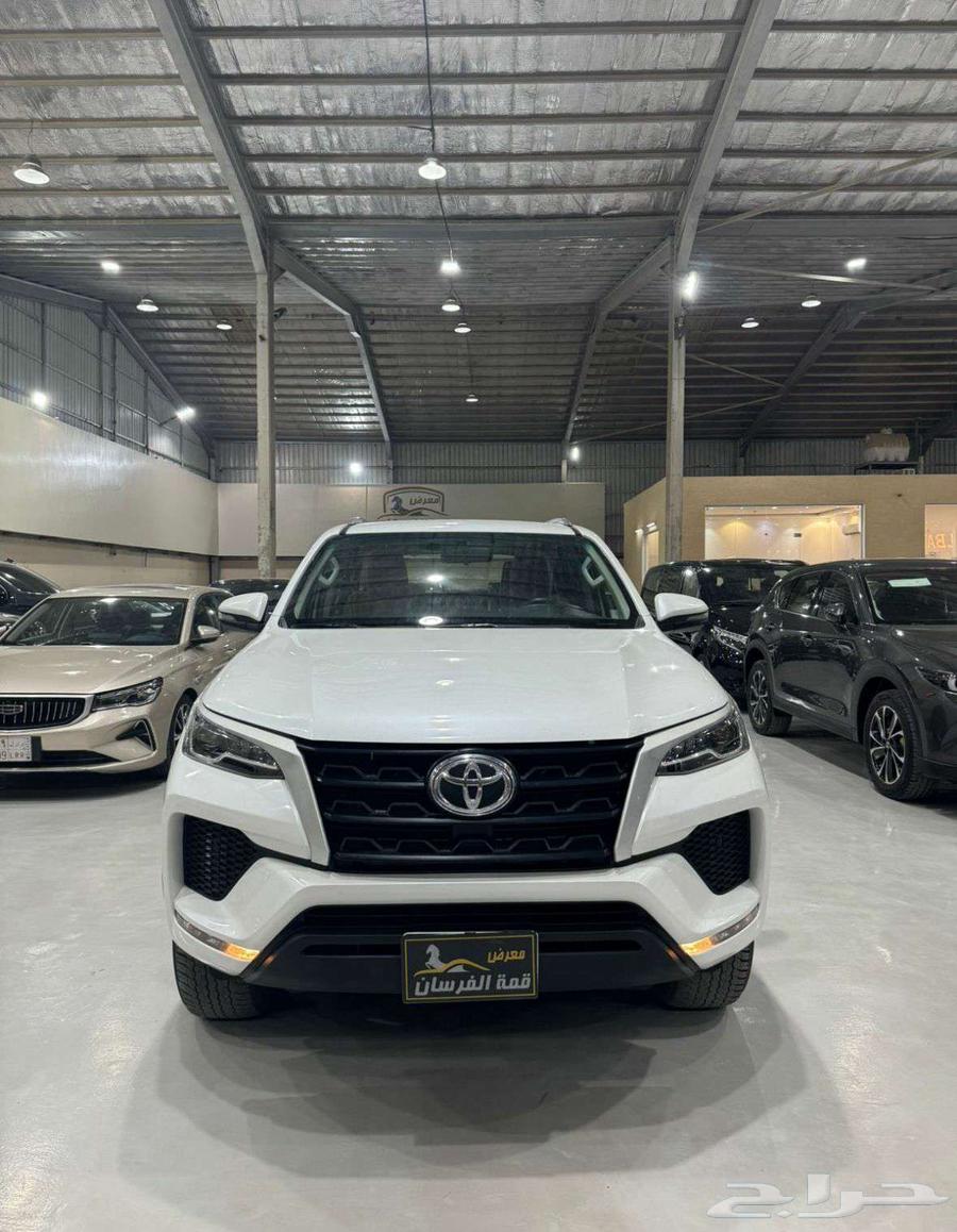 فورتشنر 2023 دبل بنزين64382045164673110