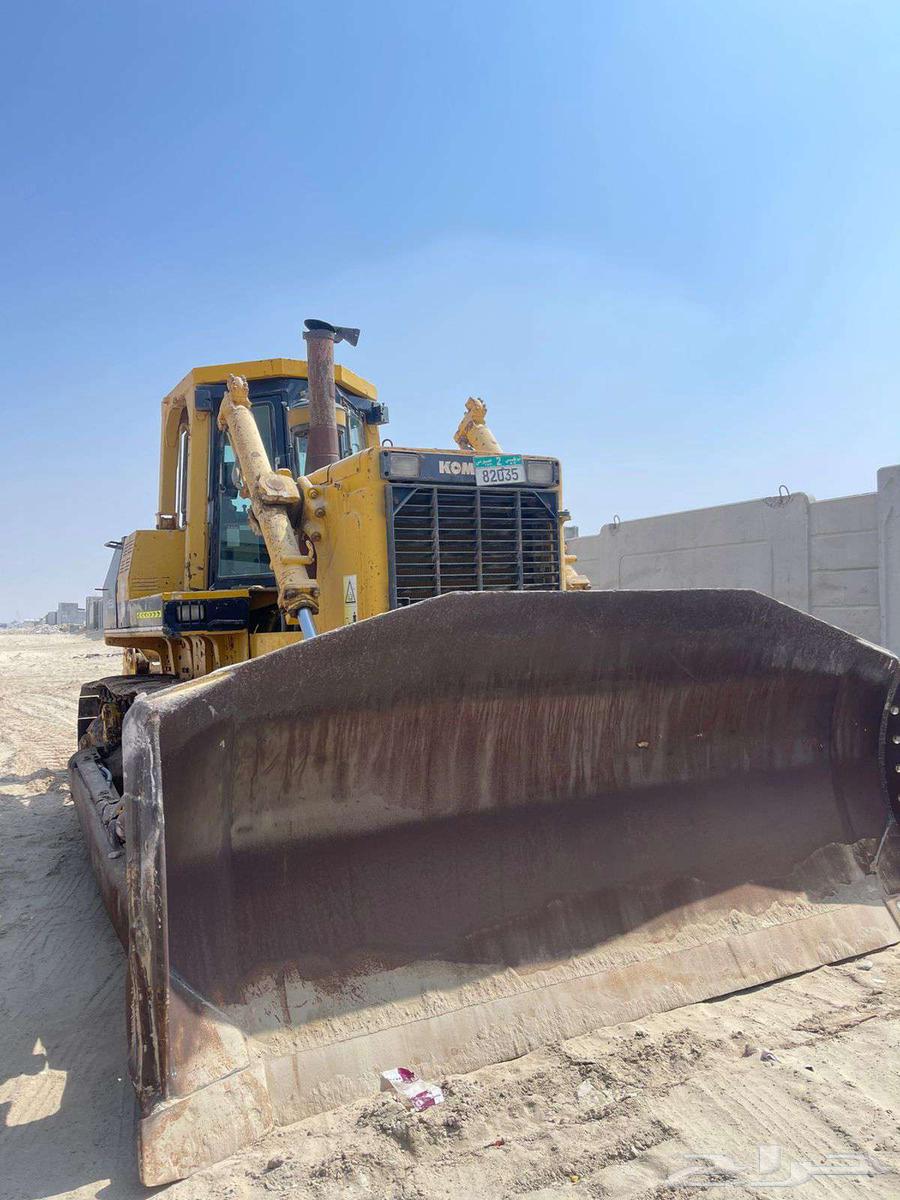 بلدوزرت الايجار اشهري واليومي في انحنا الممكله64377330437633114