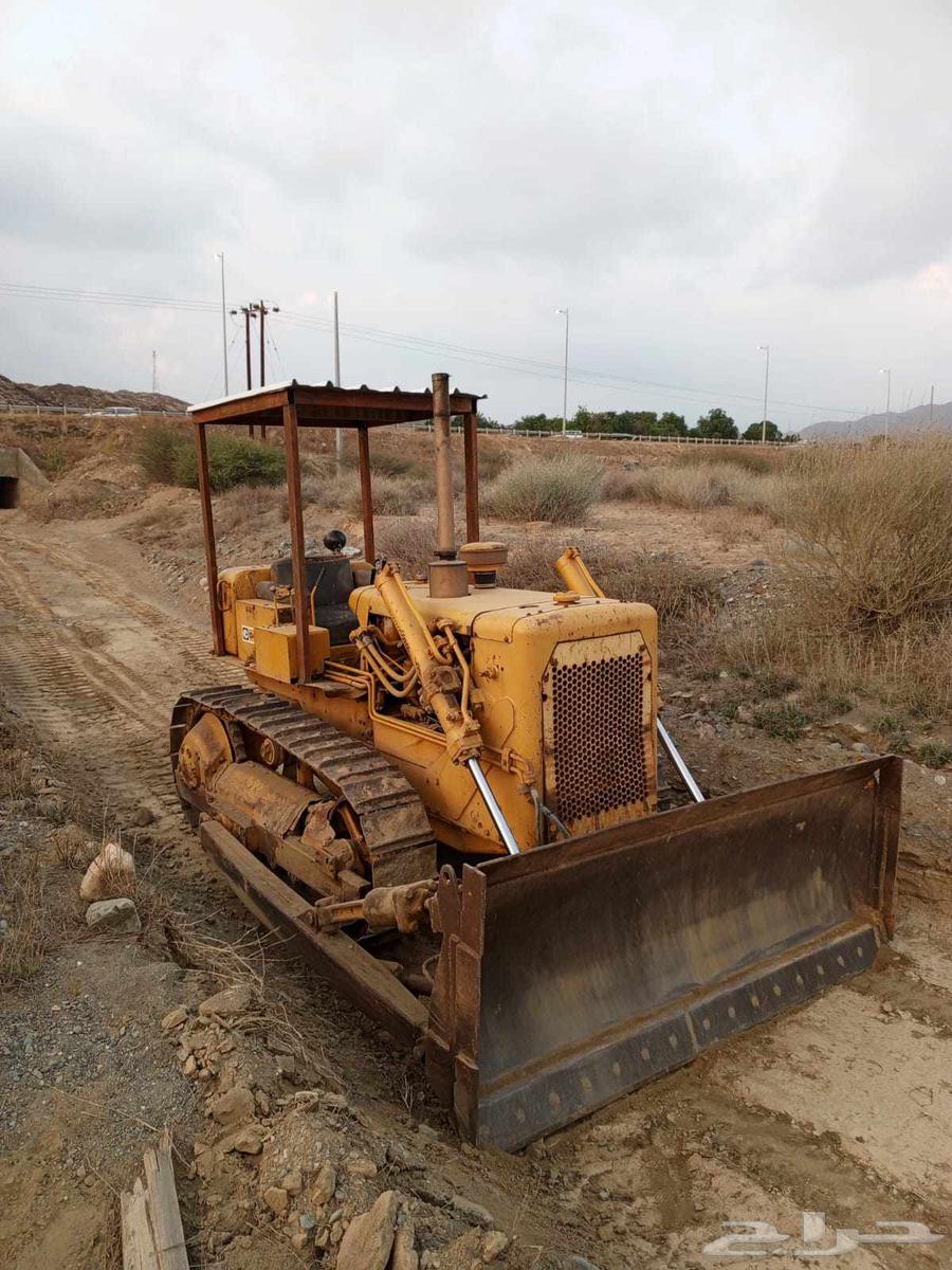 بلدوزر كتر للبيع64381684828419111