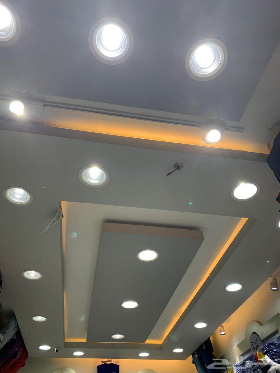 Plaster teacher and plasterboard, metal board, foam63615965345282112