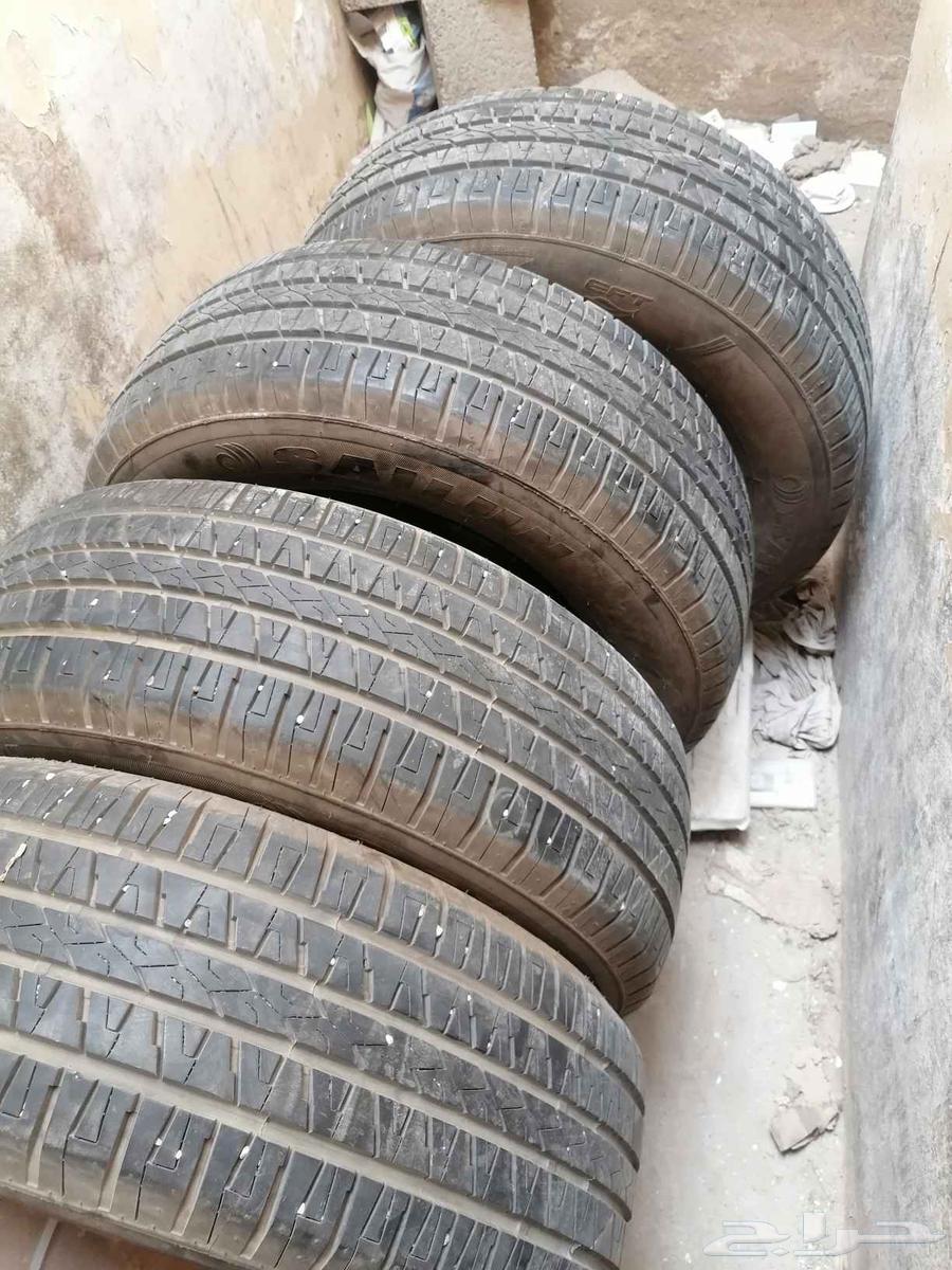 Clean, almost new tires64375008212097114