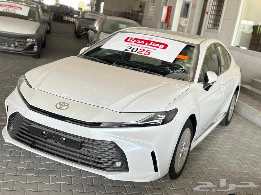 تويوتا كامري LE بنزين موديل 2025 سعودي64383066983169113