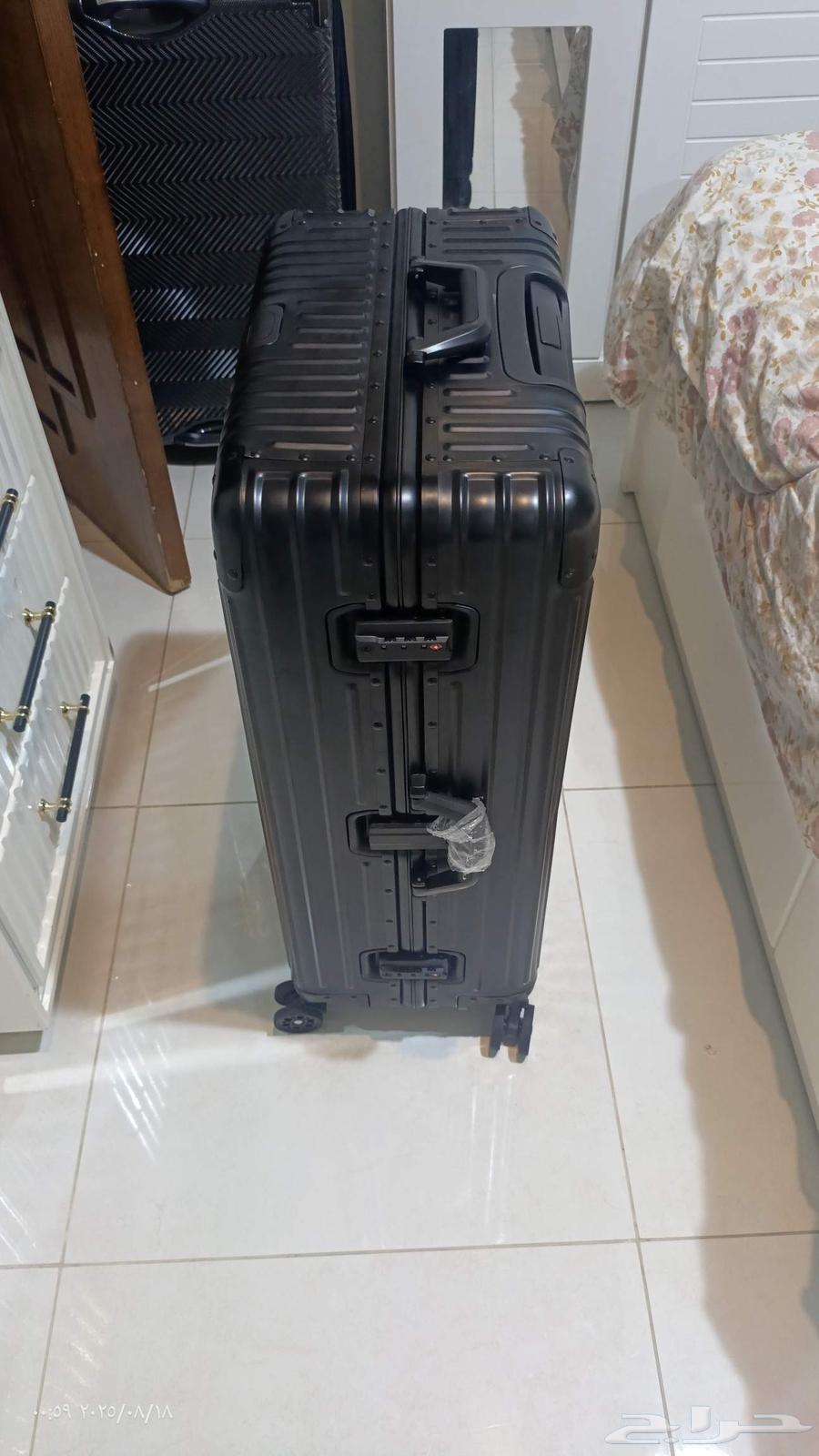 شنطات سفر نظيفين جديد ماركة تايلاندية64150034613250110