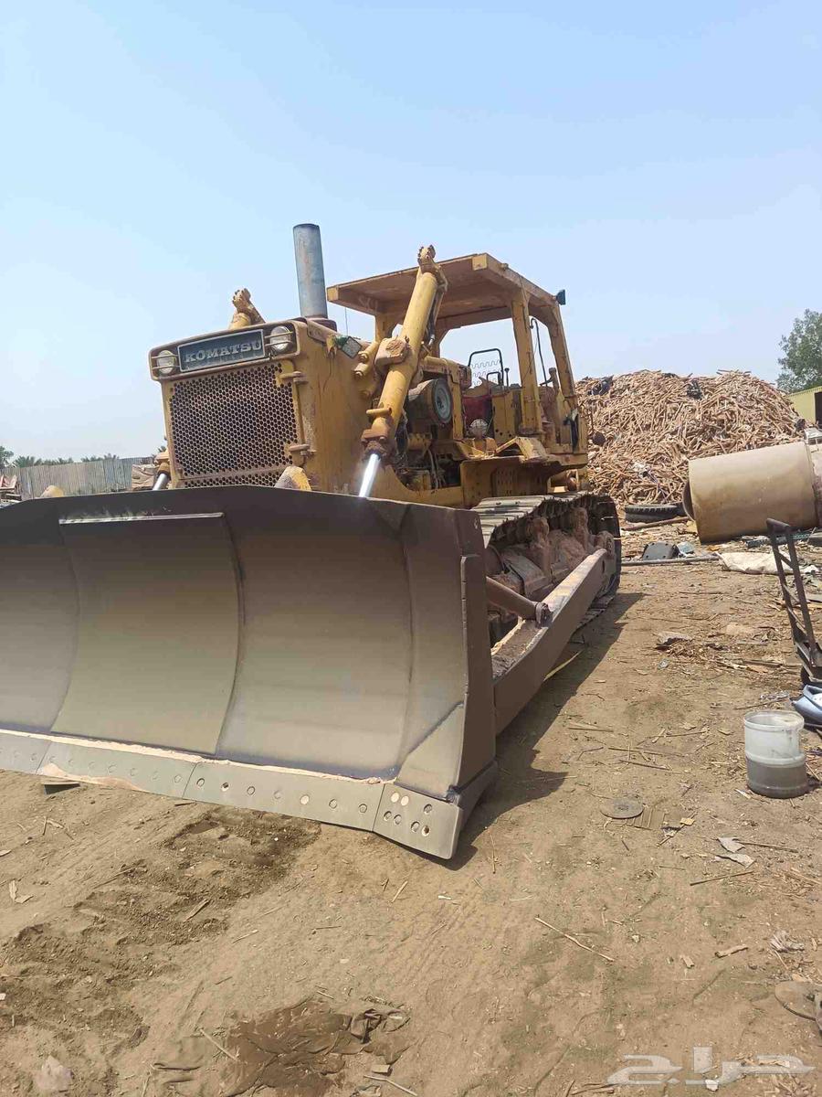 Construction bulldozers for rent, excavation, filling, leveling projects64383233862786111
