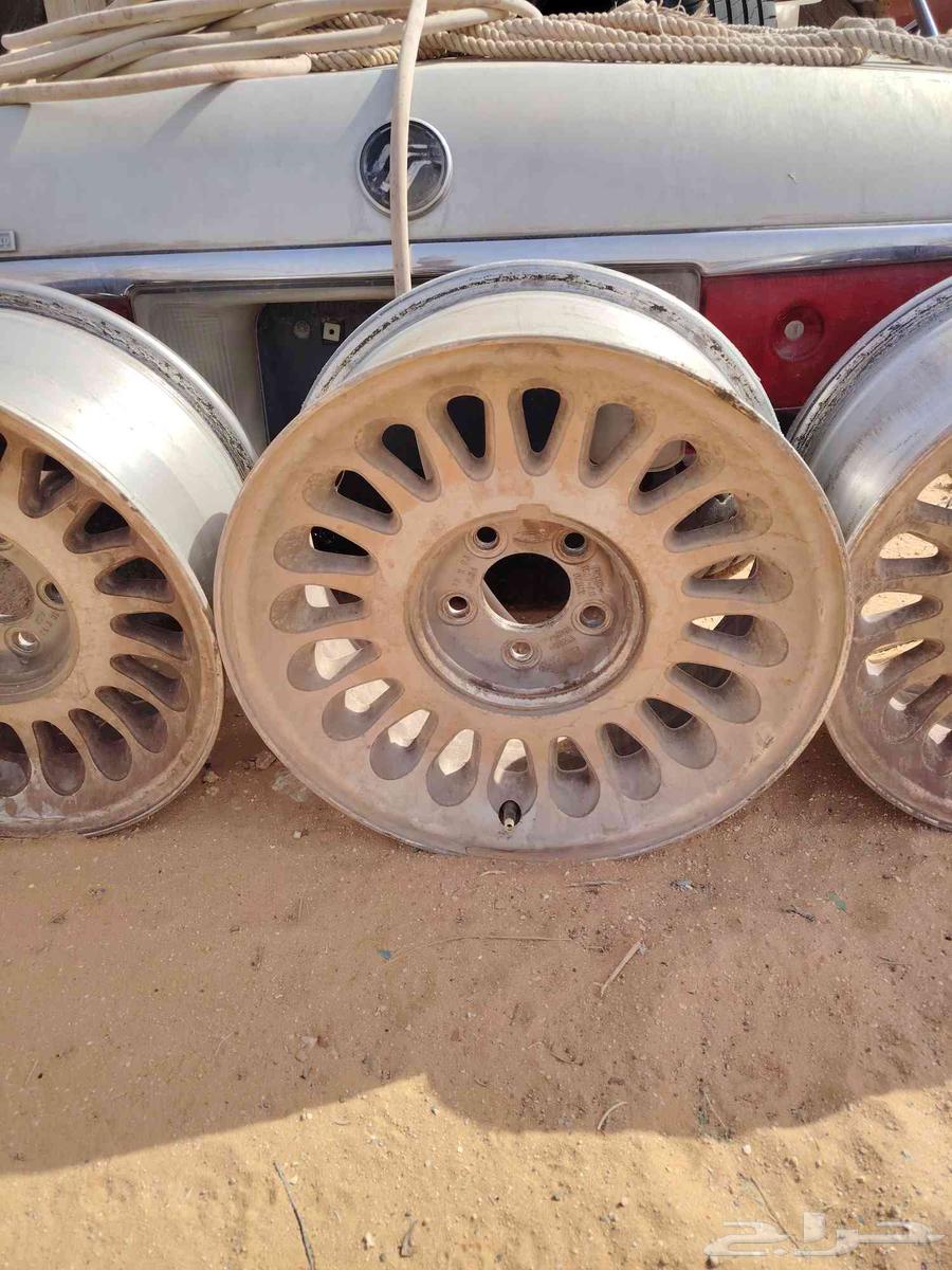 جنوط فورد مركيز موديل 2001 عدد 5 نظيفه64378948966147111