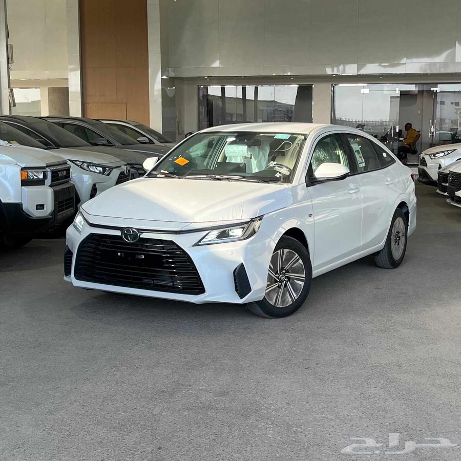 تويوتا يارس نص فل موديل 202664378919927682110