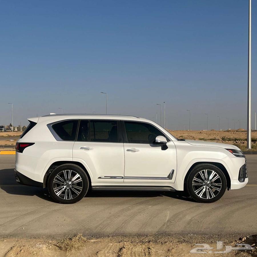 Lexus LX60064375348852481113