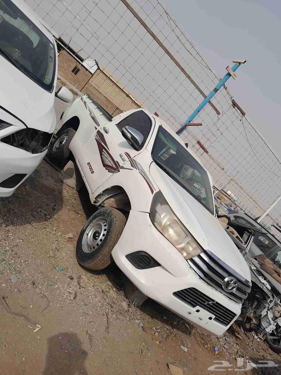 يوجد لدينا قطع غيار السيارات64379873987457114