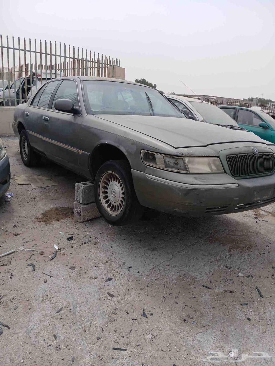 فورد ماركيز فيكتوريا64379457666946111