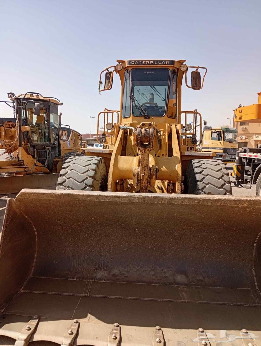 السلام عليكم بلدوزر وشيول لايجار اليومي وشهري64382749137537110