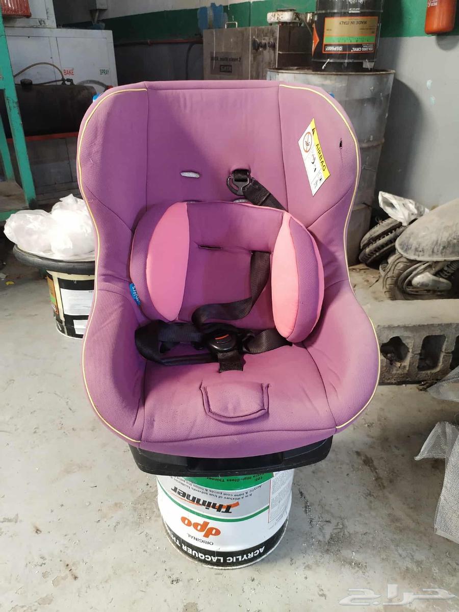 2 كرسي أطفال بالحاله ممتازة64172604648835110