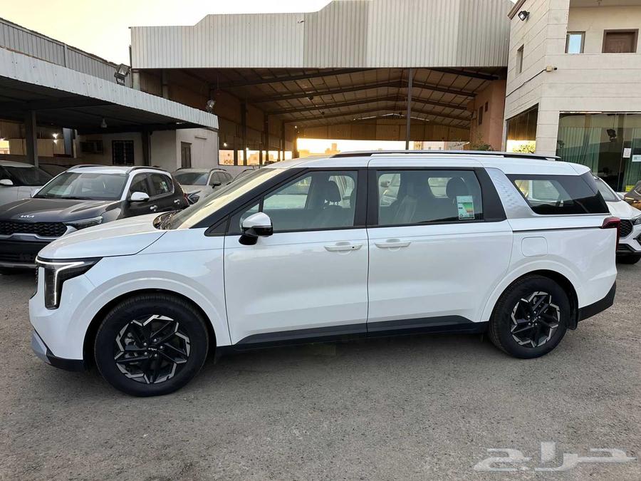 كيا كرنفال 2025 استاندر GL الاهليه64384134272641113