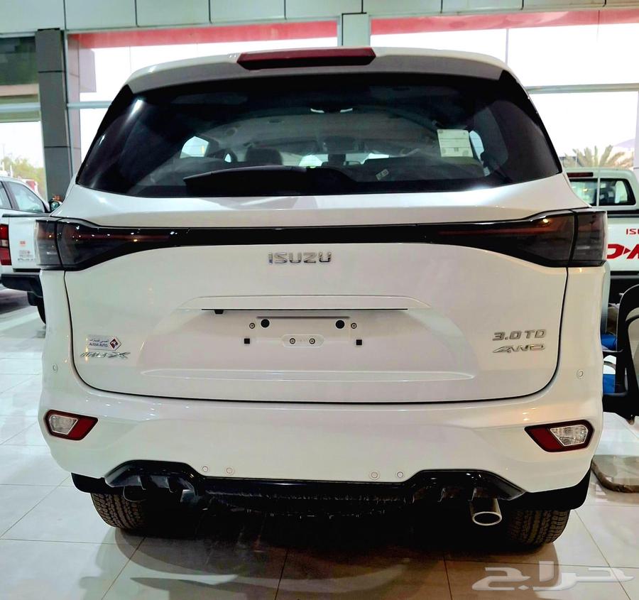 Isuzu MUX Full Option 2564377034038915113