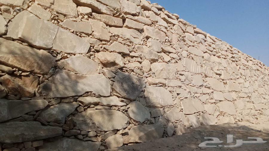 بكلين لبنيان الحجر وقص الاراضي64374363884545114