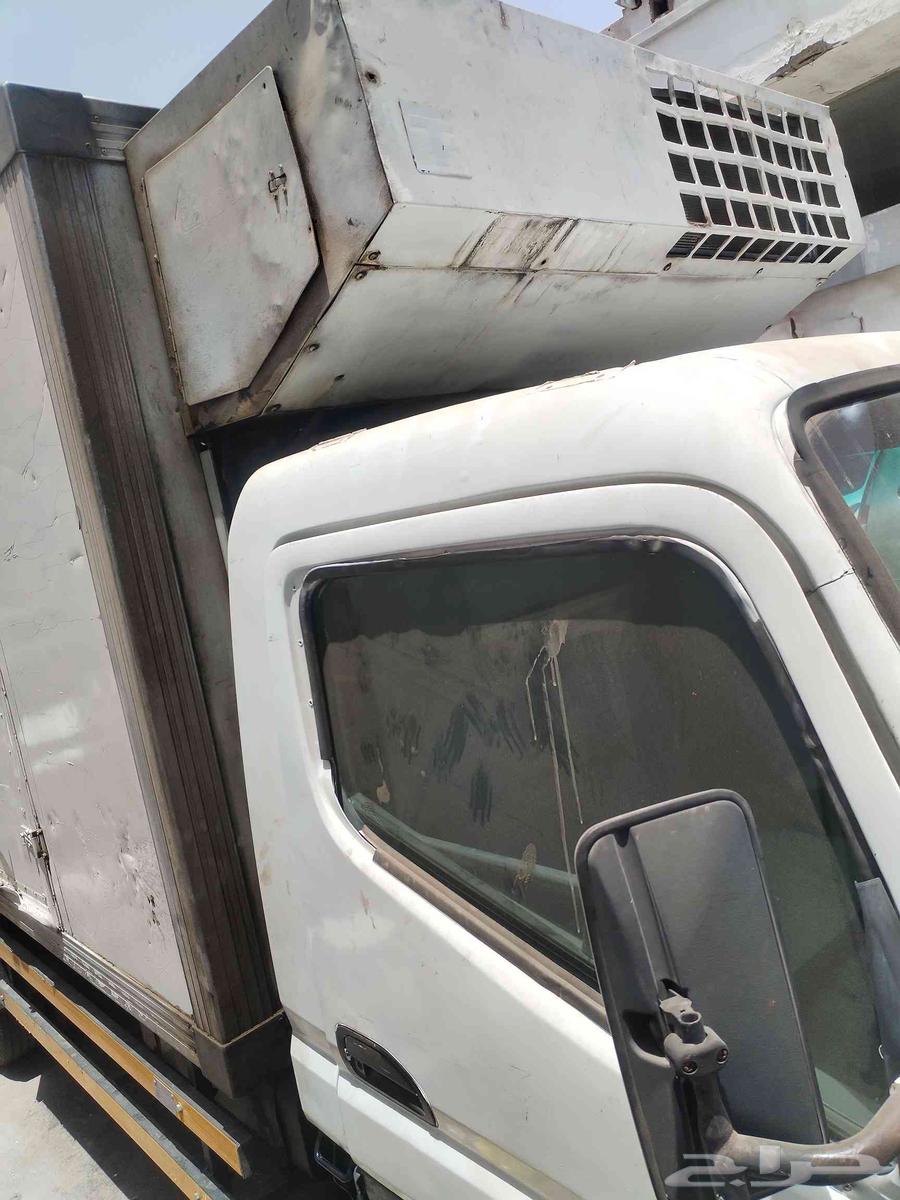 الليبع دينا مستوبيشي تلاجه مفحوص مجدد موديل 2005ماشي 500كيلو64383552480258114