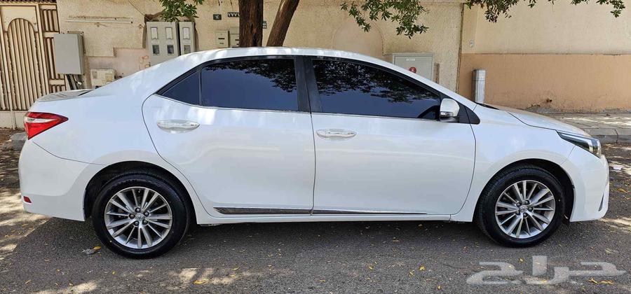 تويوتا كورولا 2015 الفئةGli64373238717442112