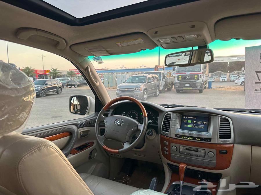 Lexus Store 200764383122470274111