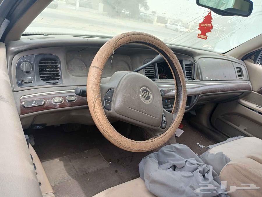 فورد ماركيز فيكتوريا64379457666946112