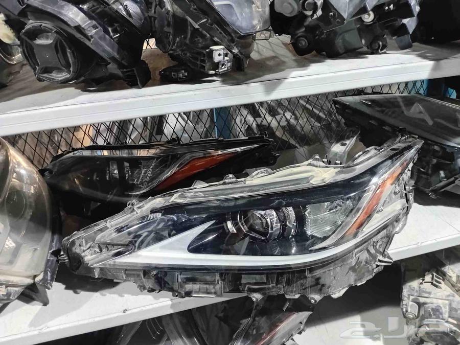 شمعه لكزس اي اس عدسه. مديل 2022الين202564381781467905110