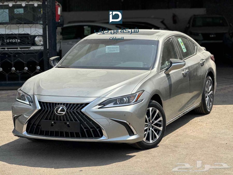 2025 Lexus Qatari 350ES Second Batch Rear Spoiler and Remote Start64374539423873110