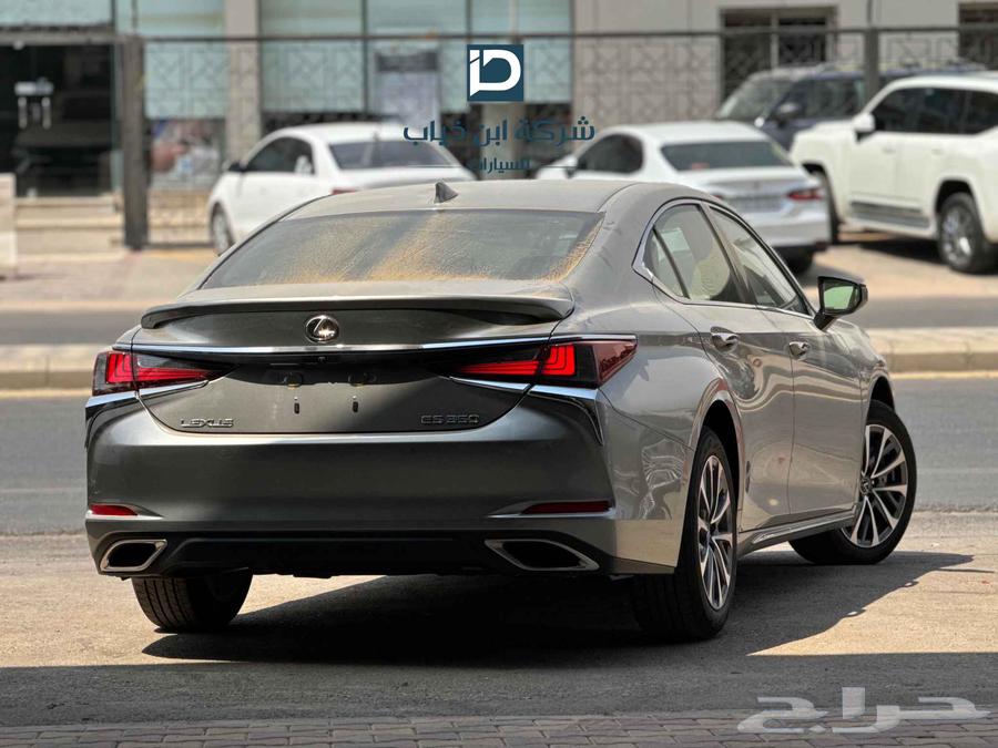 2025 Lexus Qatari 350ES Second Batch Rear Spoiler and Remote Start64374539423873114