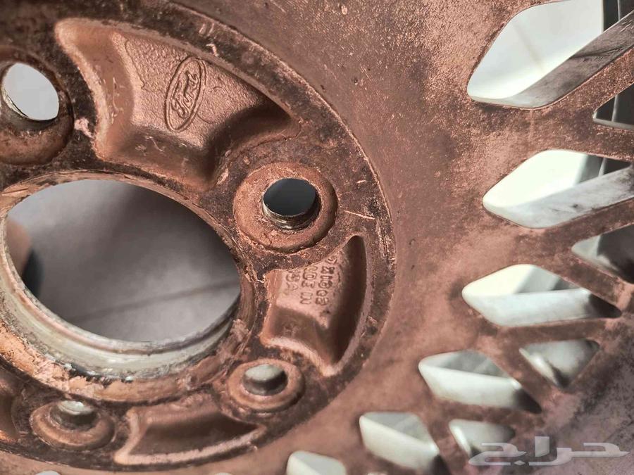 للبيع قطع فورد64381370049283111