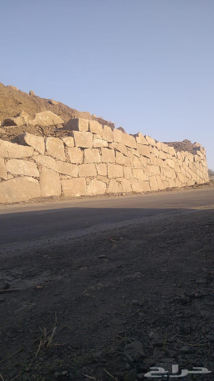 بكلين لبنيان الحجر وقص الاراضي64374363884545110