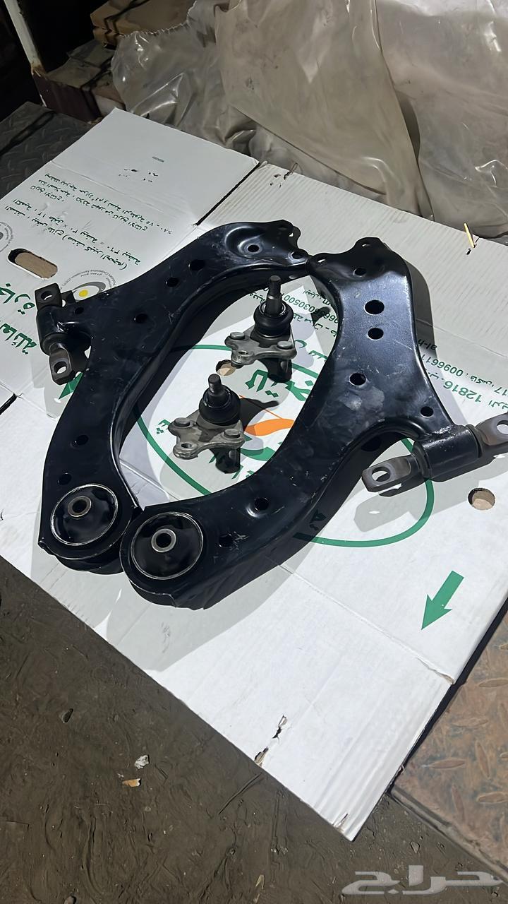 Toyota Camry 2019 Scissors   Shocks   Support Seats64378396966658111