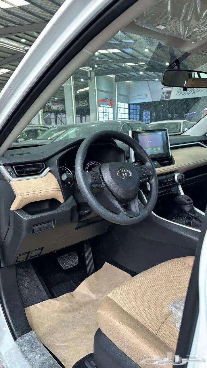 تويوتا راف فور بريمي64384965877634113