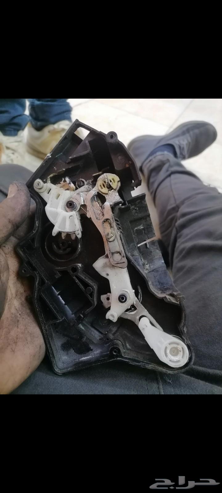 اصلاح اقفال ابواب السيارات سنتر لك مرايات صفط64381643954178113