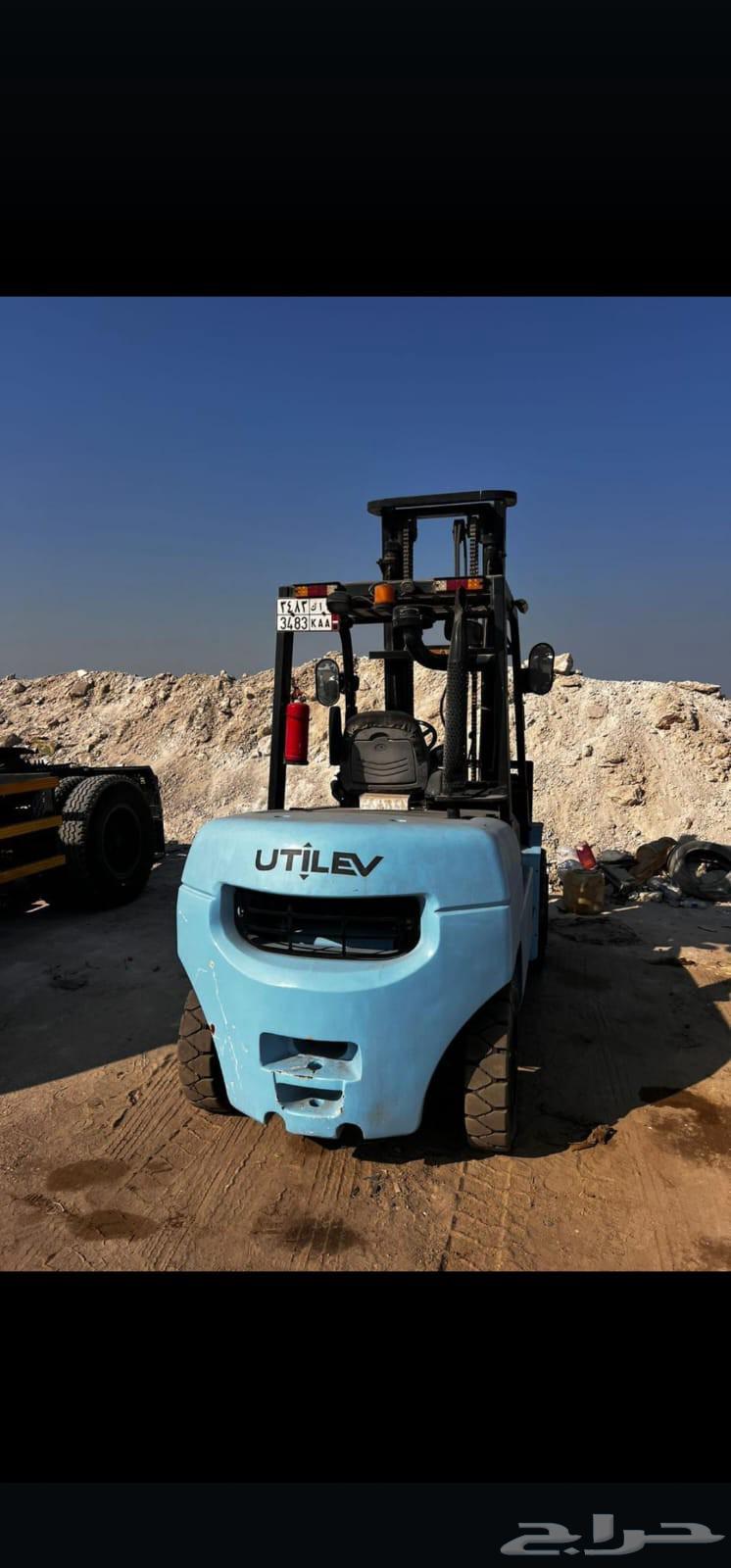 Forklift, Crane, and Lifting Equipment64381328341378113