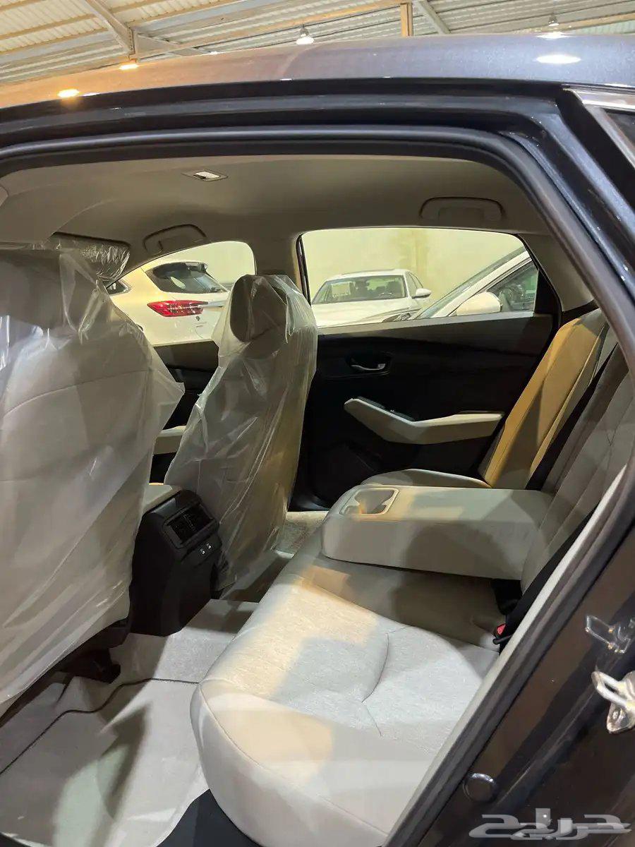 هوندا اكورد نص فل لون رمادي اقل سعر64383108008705113