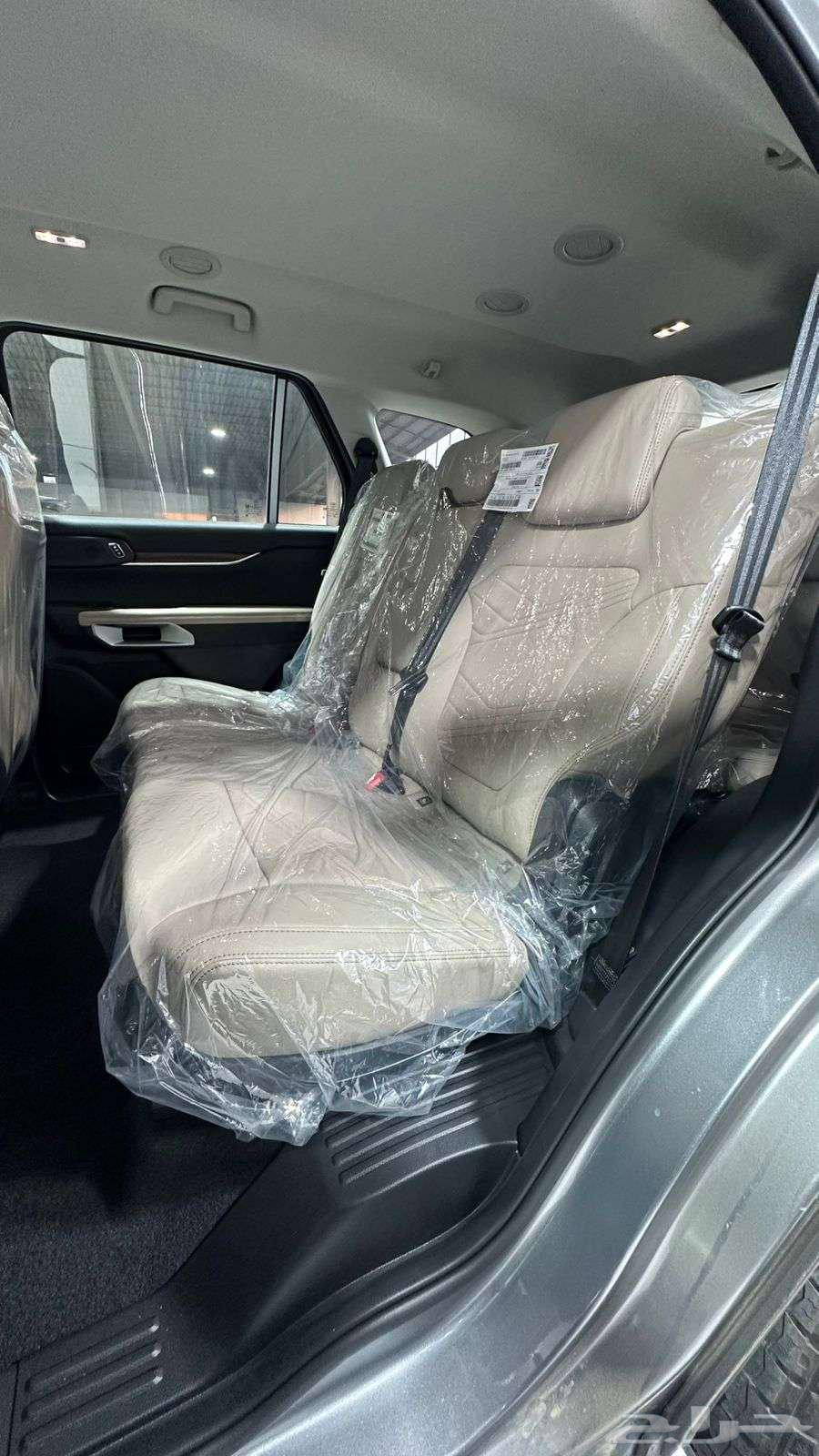 فورد افريست ستاندر و نص فل موديل 202564382362194049113