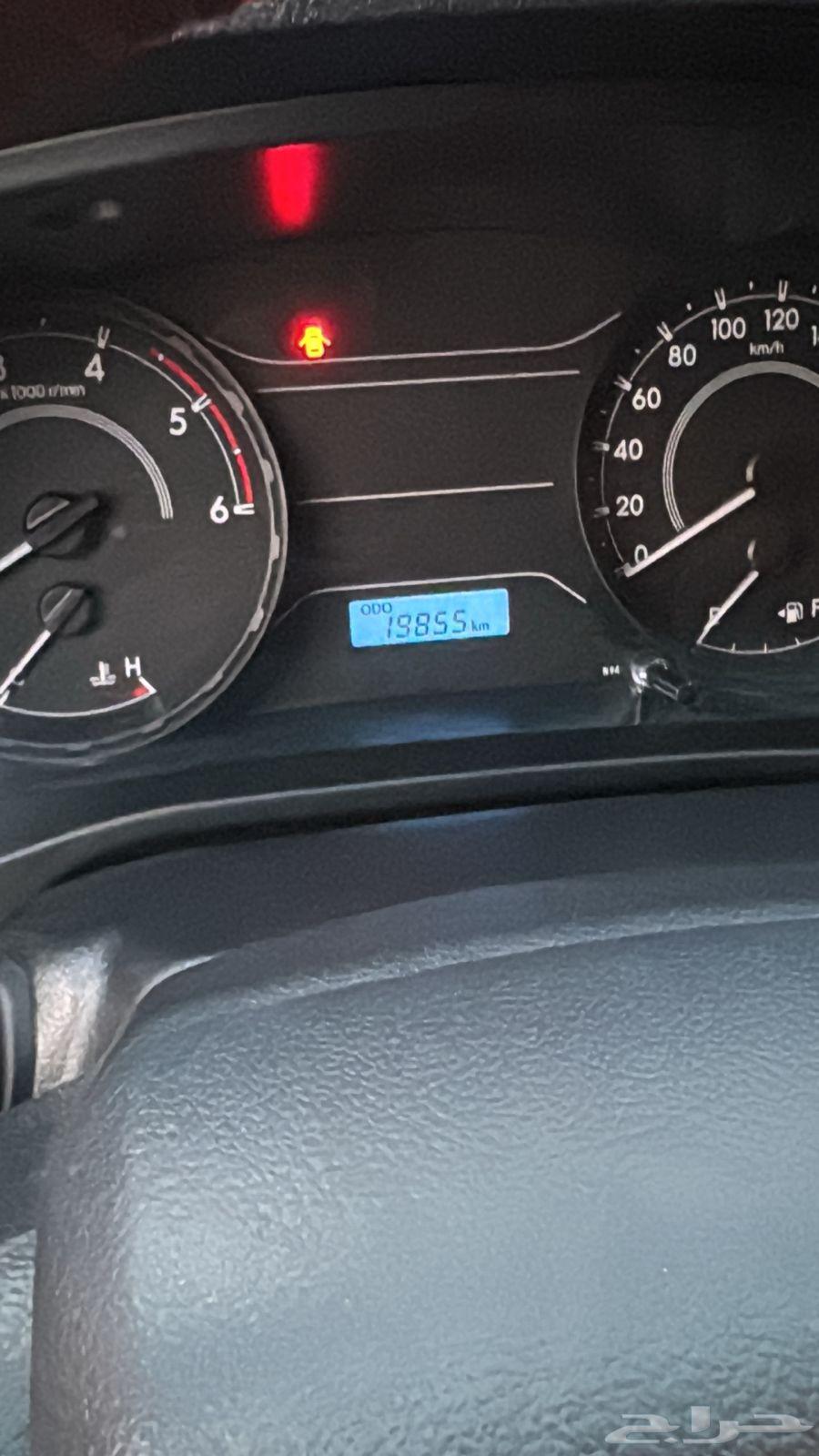 تويوتا هايلكس 2024 2.4 فئة GL ديزل غمارة64376929965571113