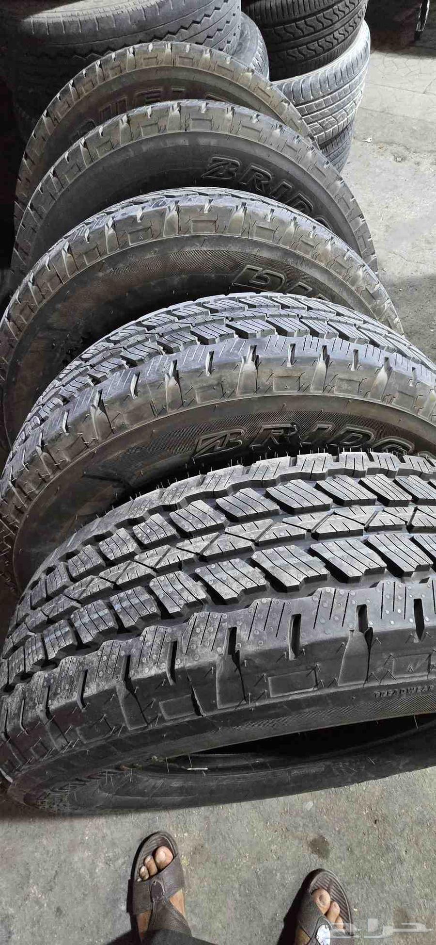 يوجد لدينا كفرات برجستون 255 75 17 شبه جديد الزرع فيها64377285160961114