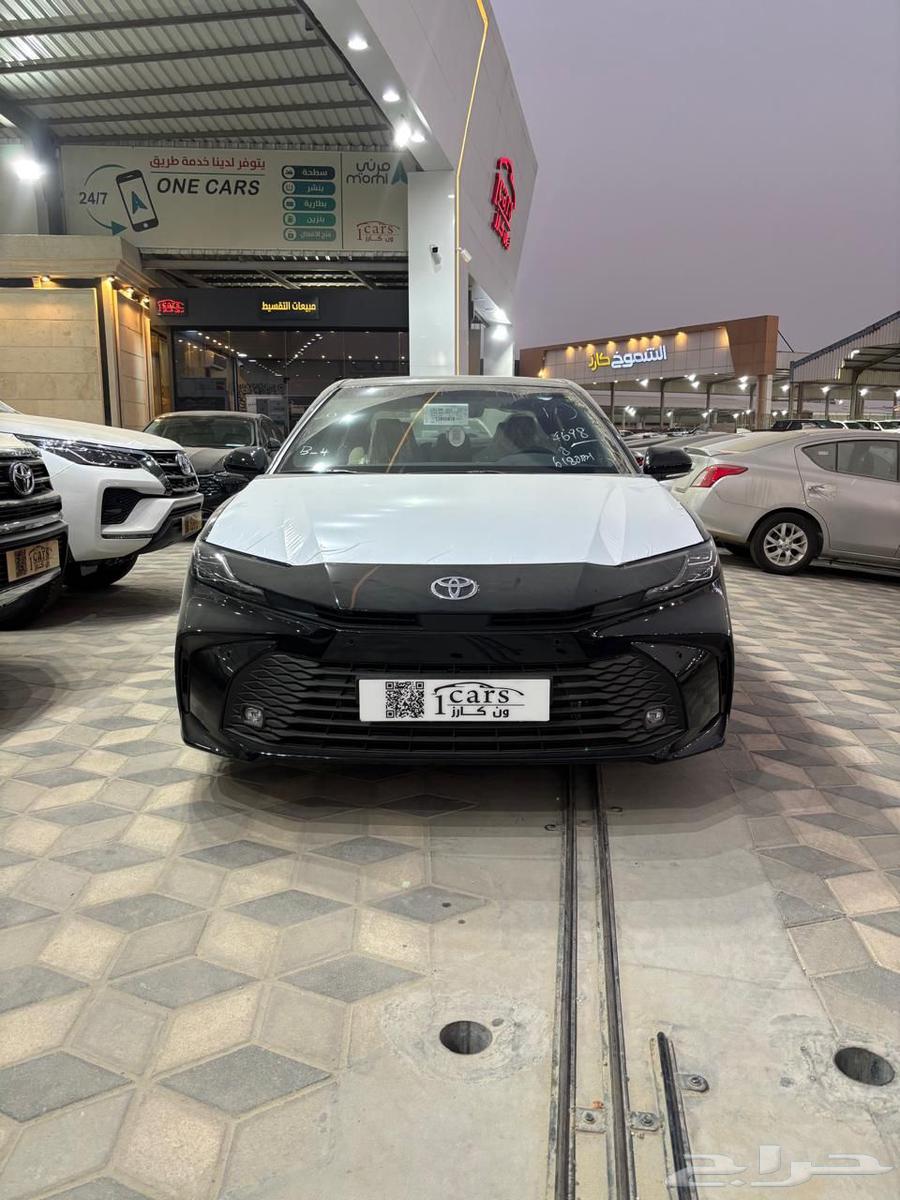 تويوتا كامري LE هايبرد 202564375632958082110