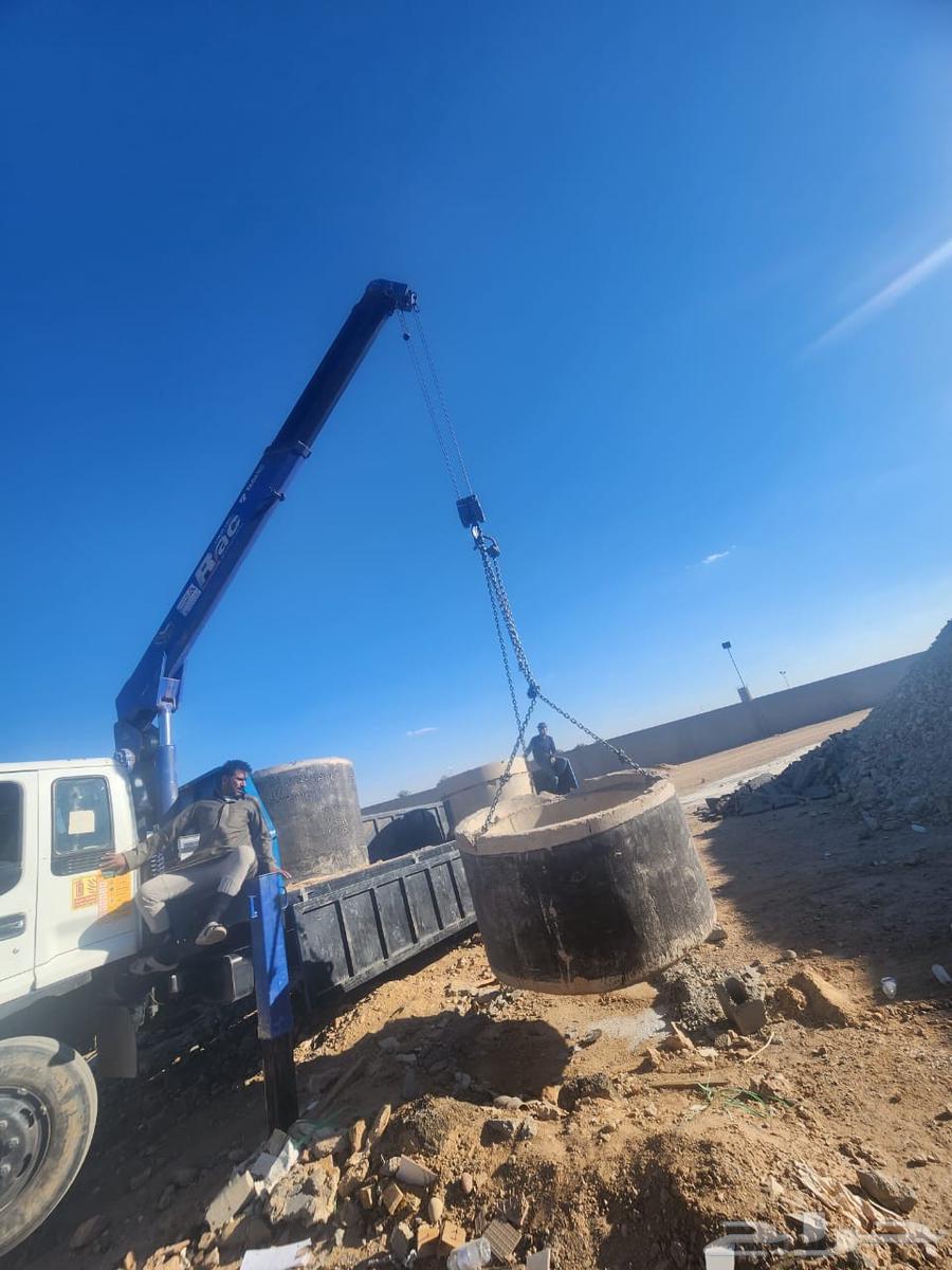 بوب تراك خمسه طن للايجار الشهري واليومي كل شيء جاهز توفي64379822018691111