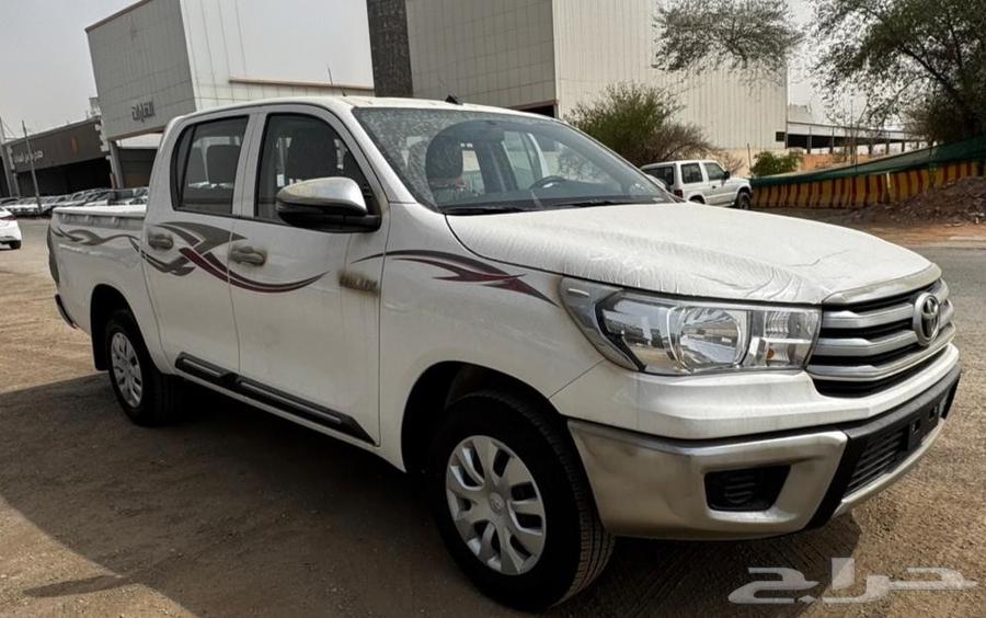 هايلوكس غمارتين 2025 خليجي بنزين اتوماتيك64375259320834110