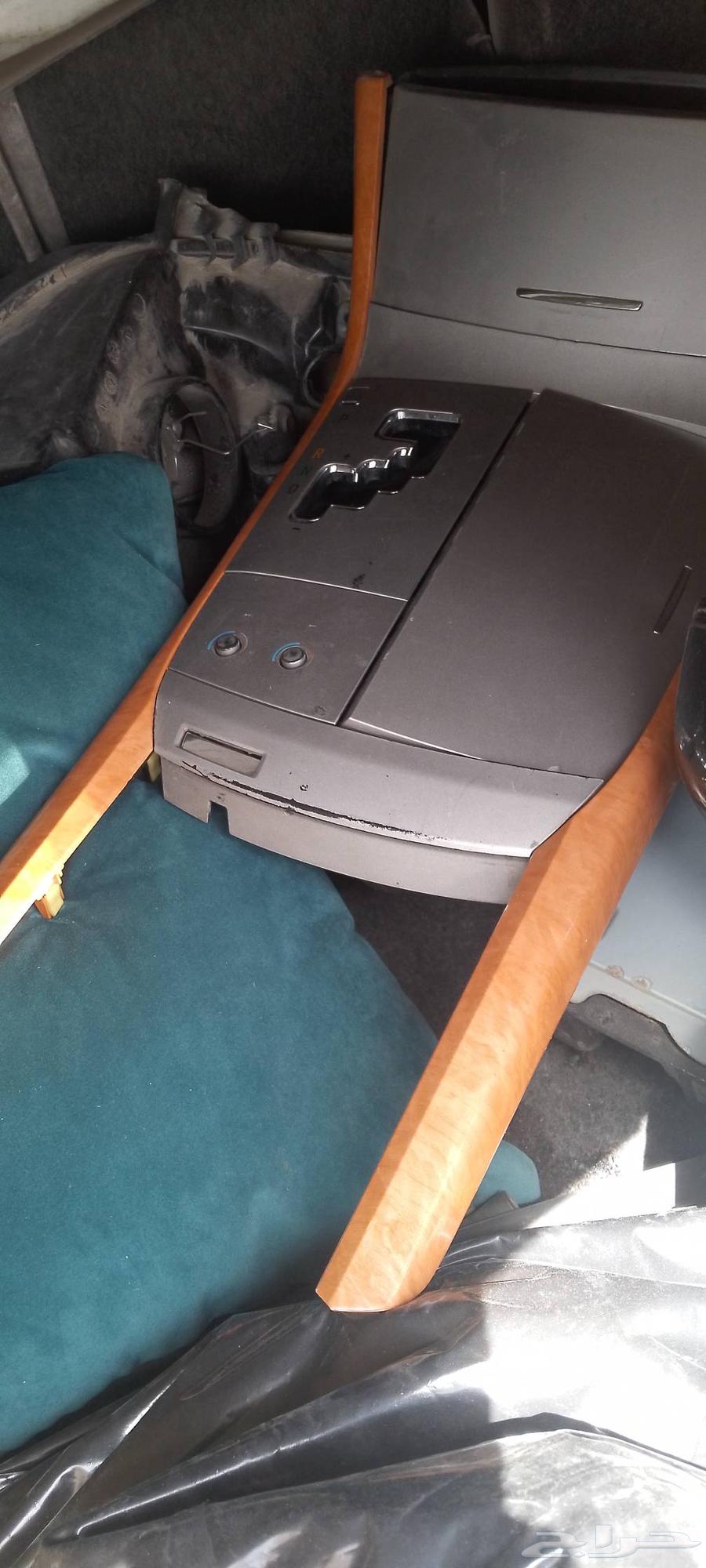 يوجد ديكور قير وديكور نظاره مع أزره فتحه السقف وسمعه يسار وم64382017884289112