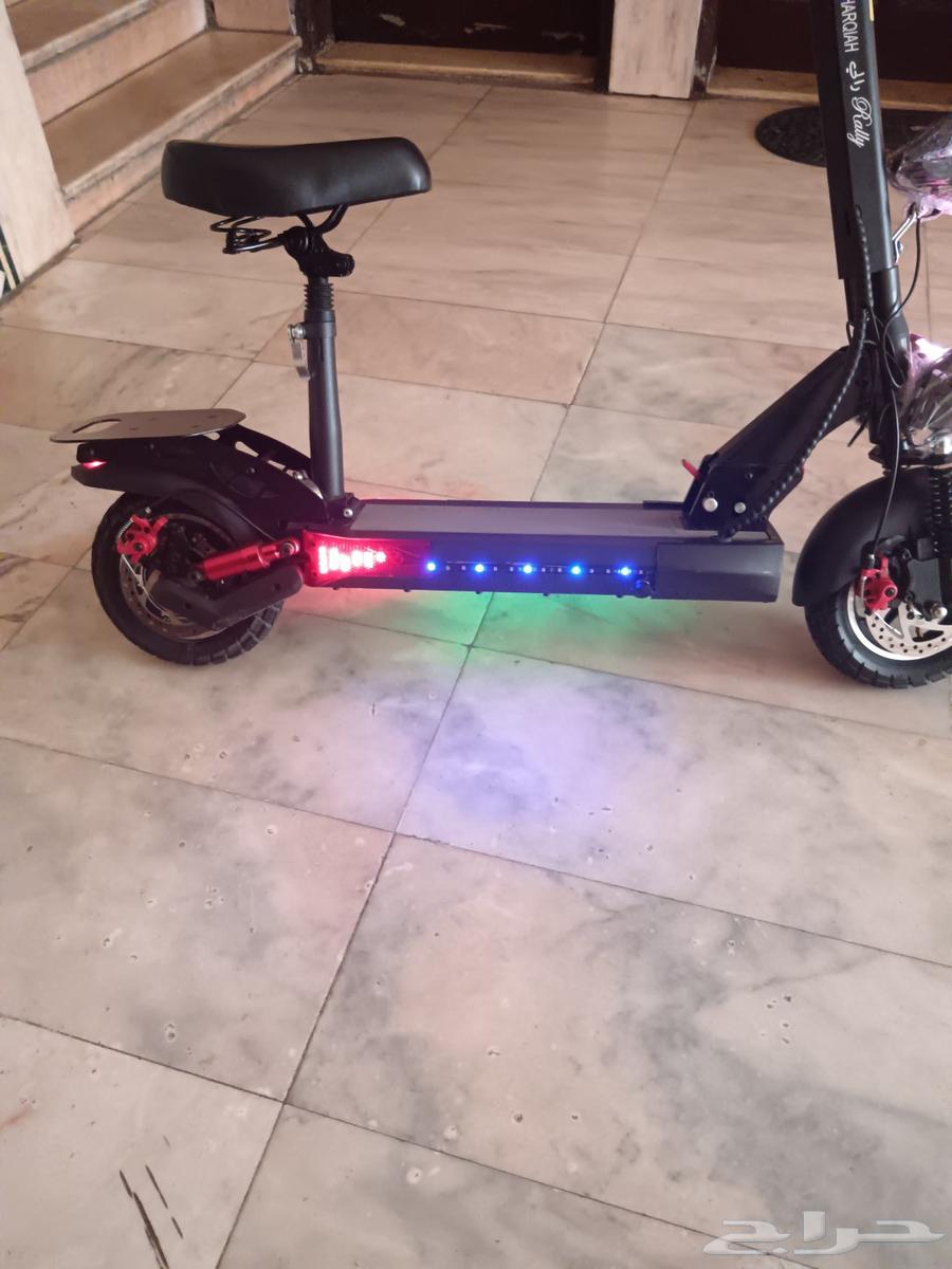 New and clean monster scooter, used for only five days64188380575874111