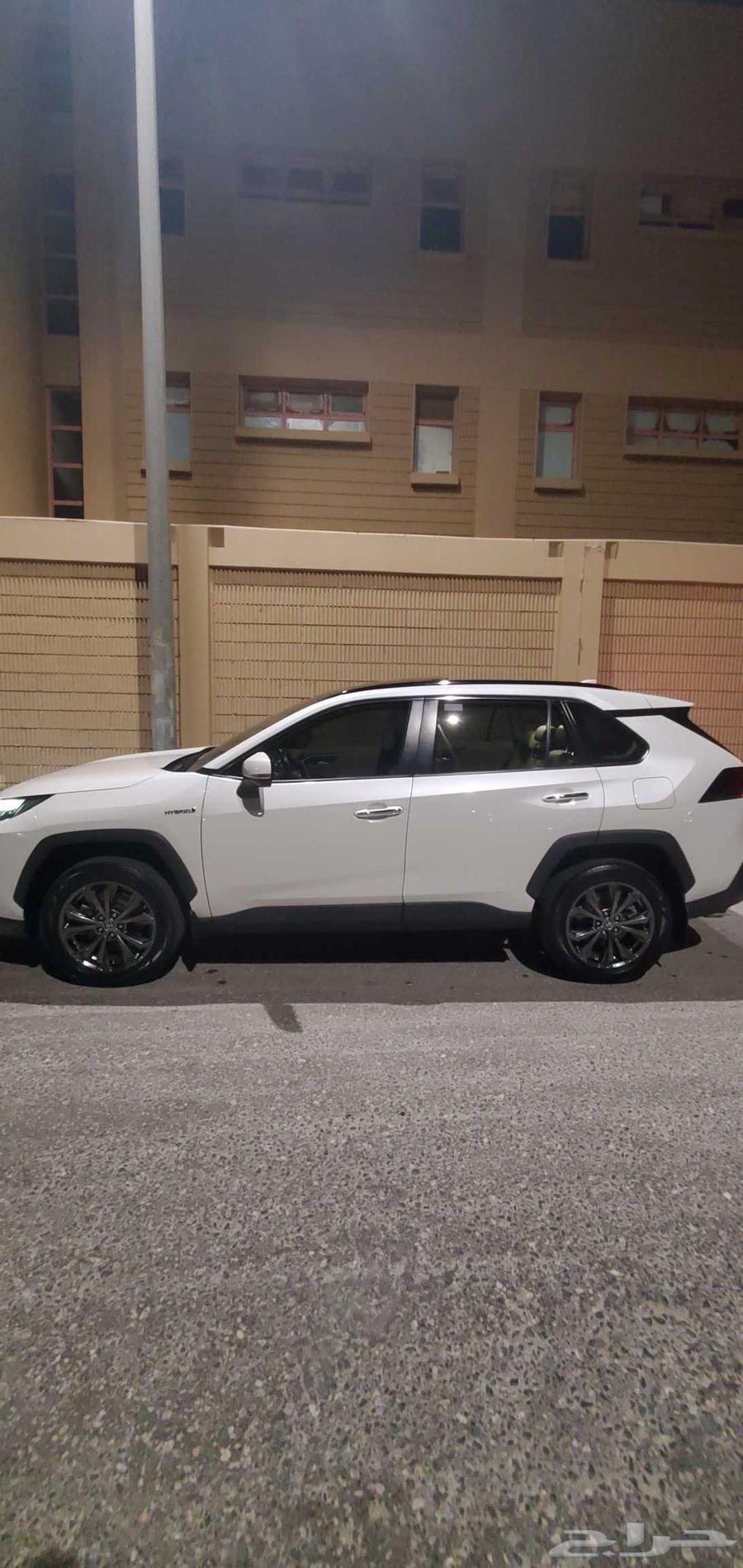 RAV4 Hybrid Full Luxury Class LTD Model 202264393210958979110