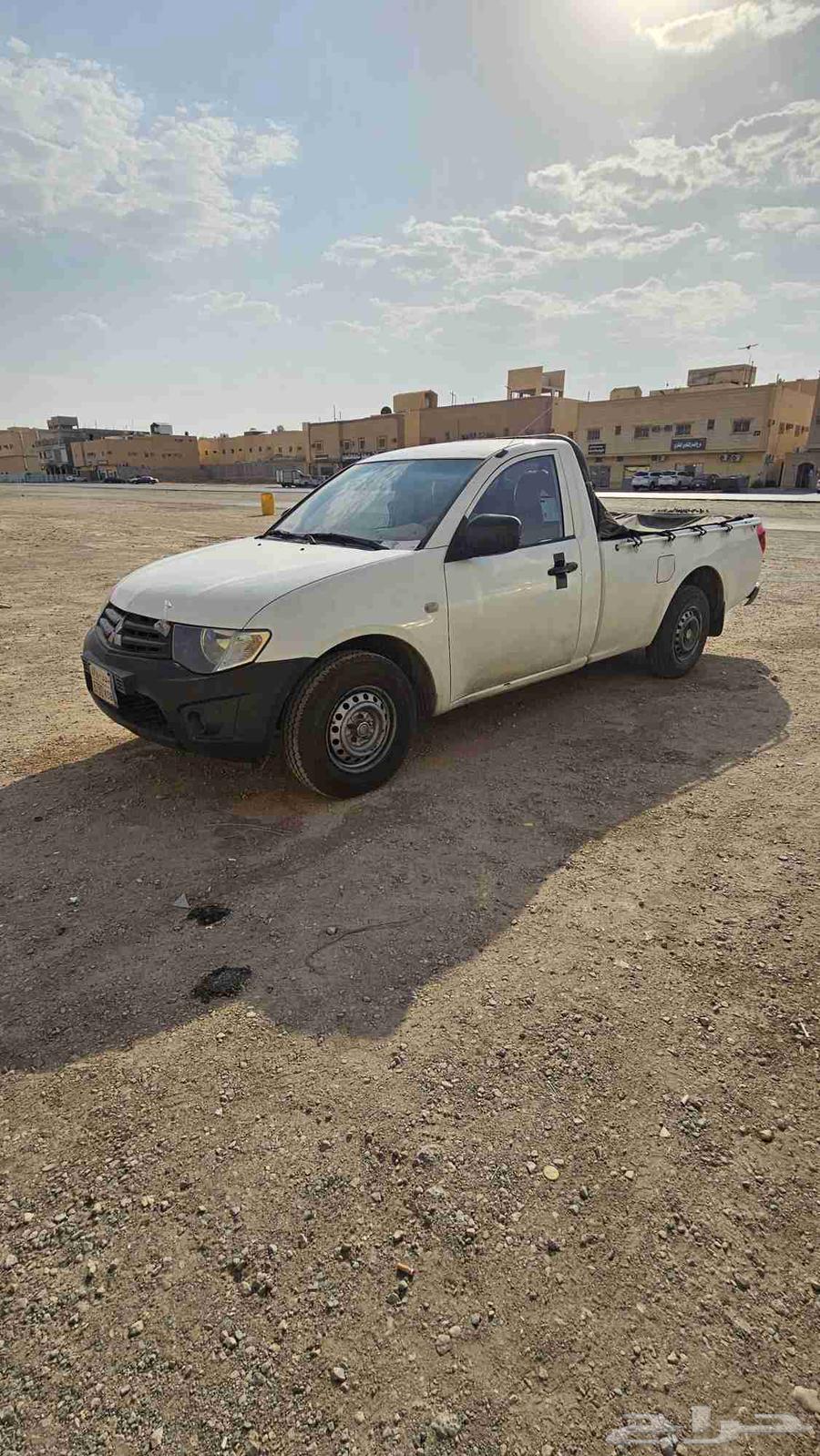 متسوبيشي L200 مديل2015 نظيف (ديزل)64389265894658110