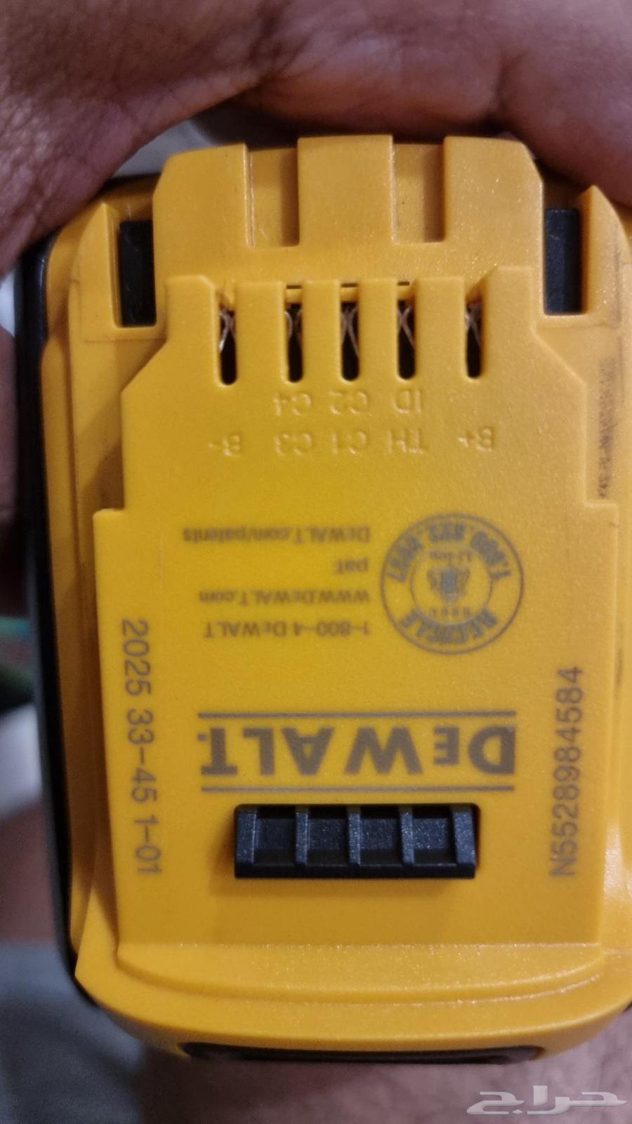 بطارية ديوالت64385704984961113