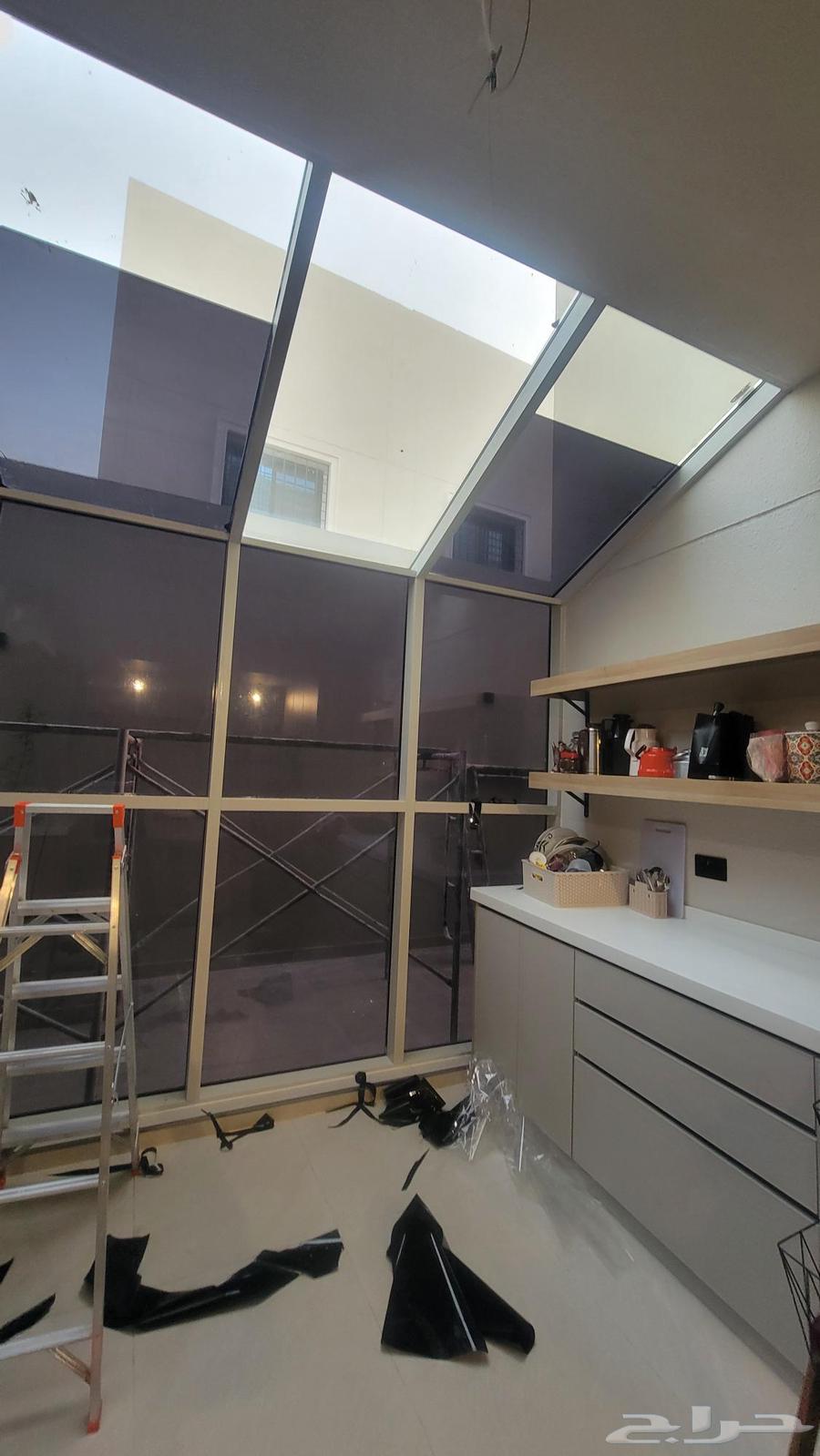 Hello, we have American shading with thermal insulation available, contact via WhatsApp64385914843011110