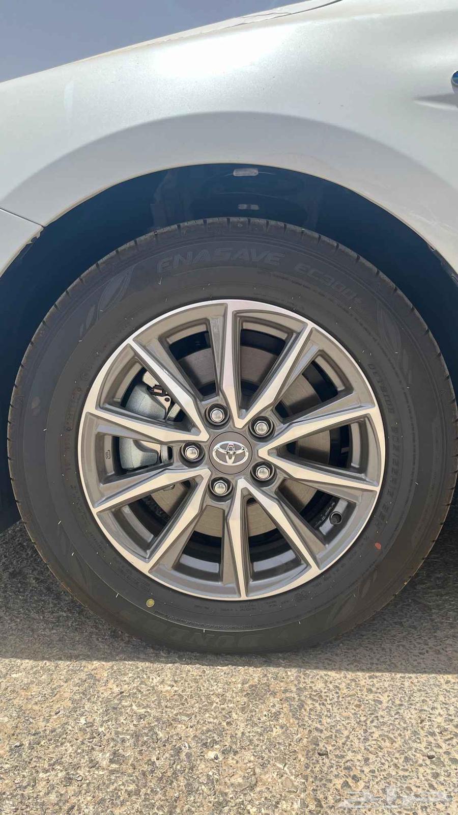 كامري E هايبرد 202564387578898819114