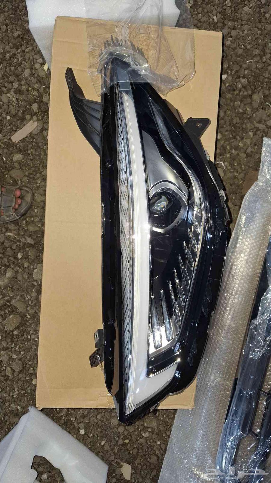 إم جي 22_ZS -شمعة امامي يسار  يمين فل كامل64385662611458110